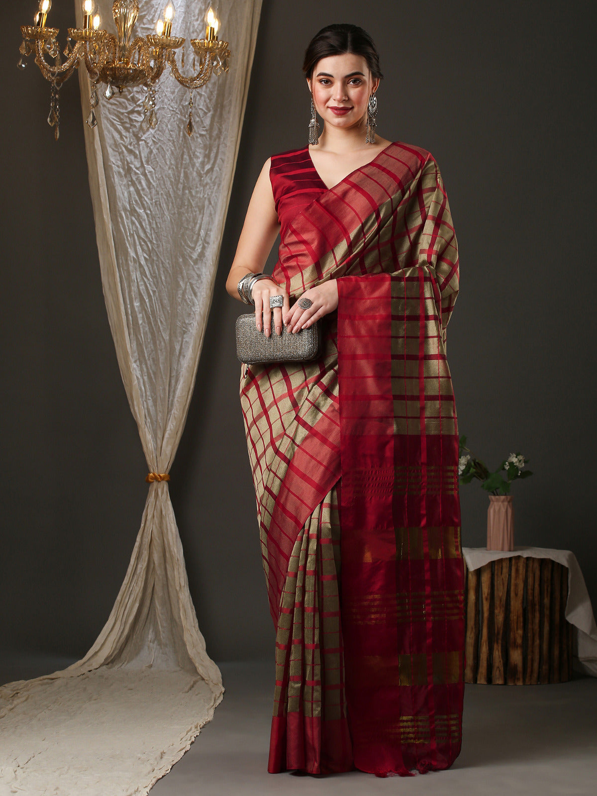 Red & Beige Tant Saree