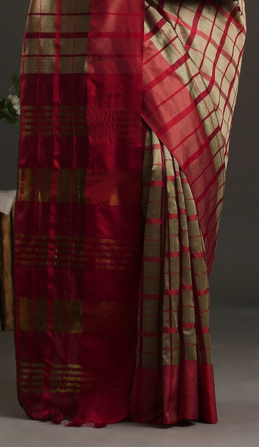 Red & Beige Tant Saree