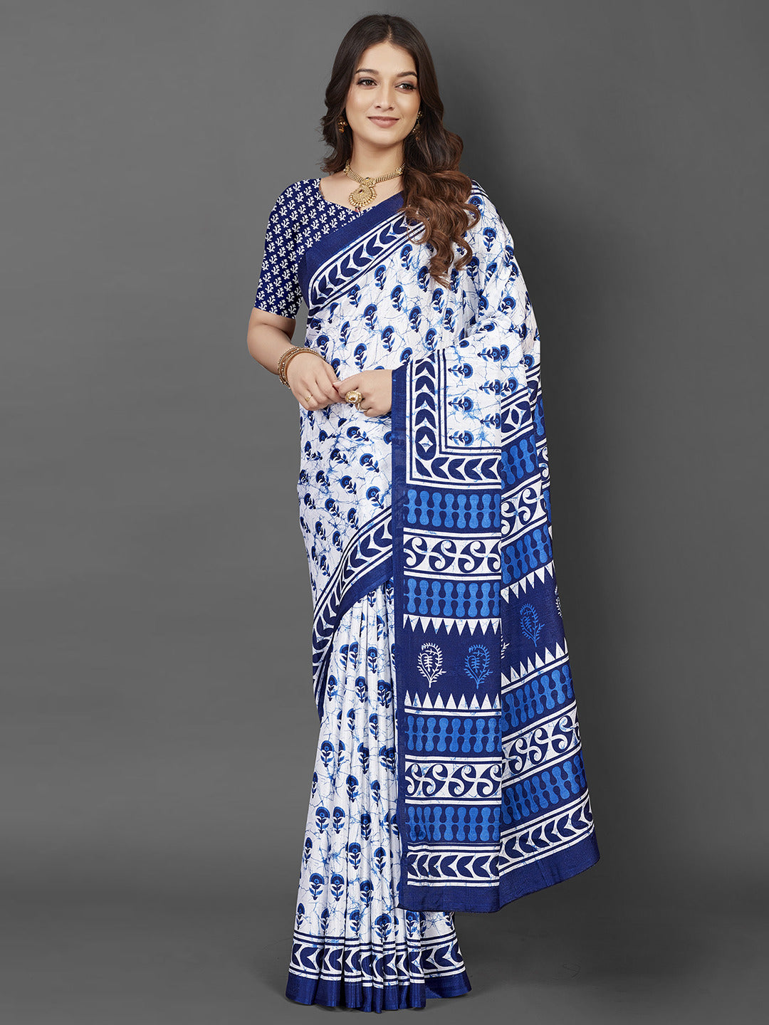 Snow White Dola Silk Saree