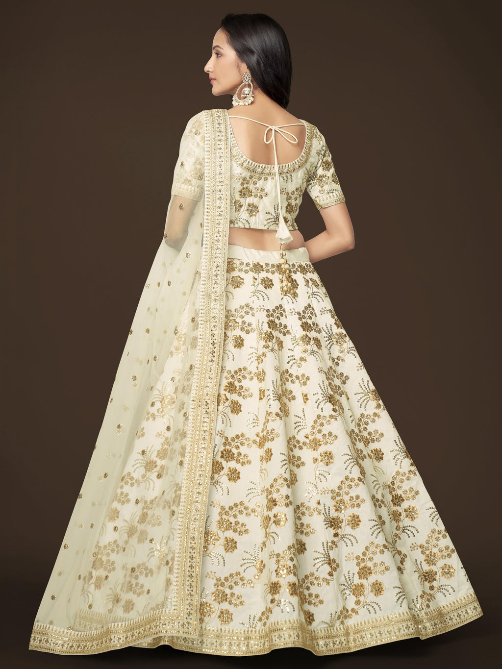 IVORY WHITE LEHENGA
