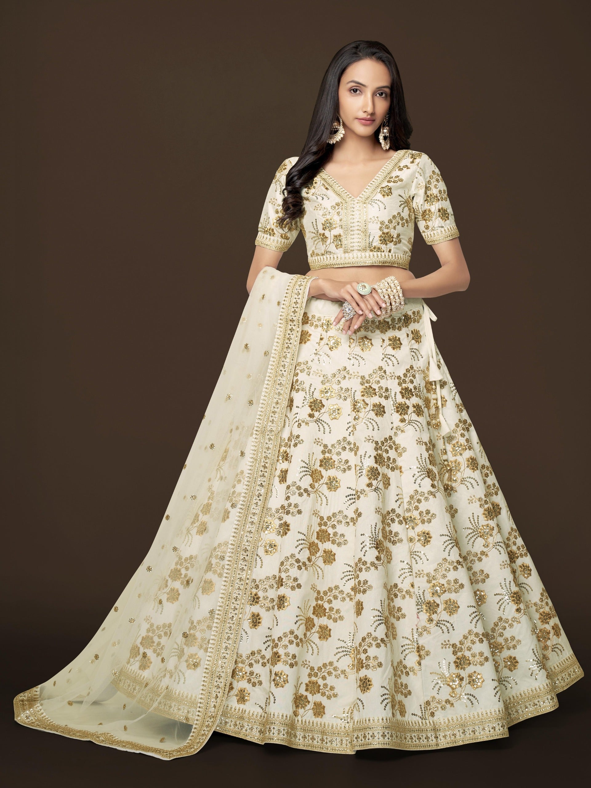 IVORY WHITE LEHENGA