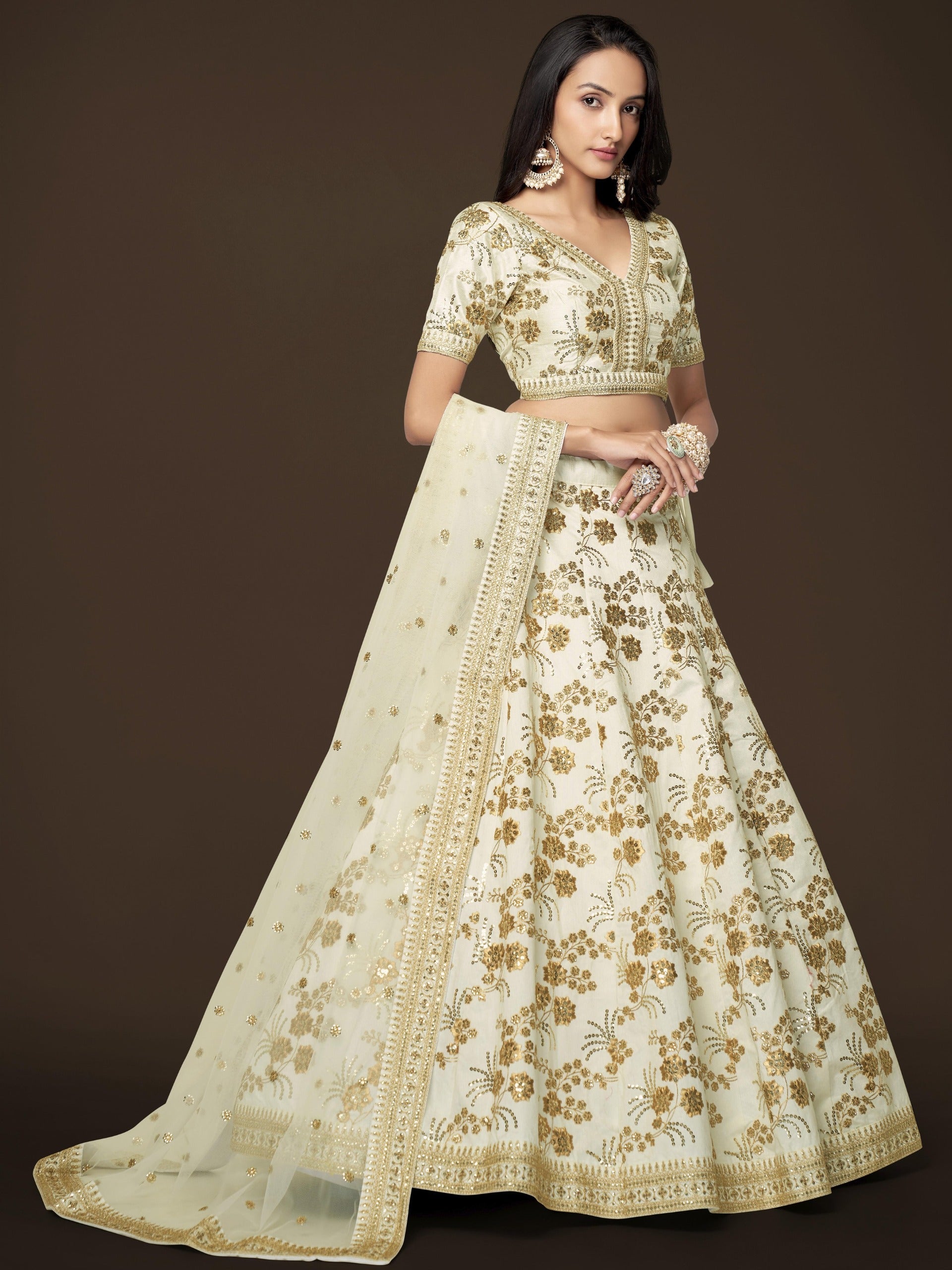 IVORY WHITE LEHENGA