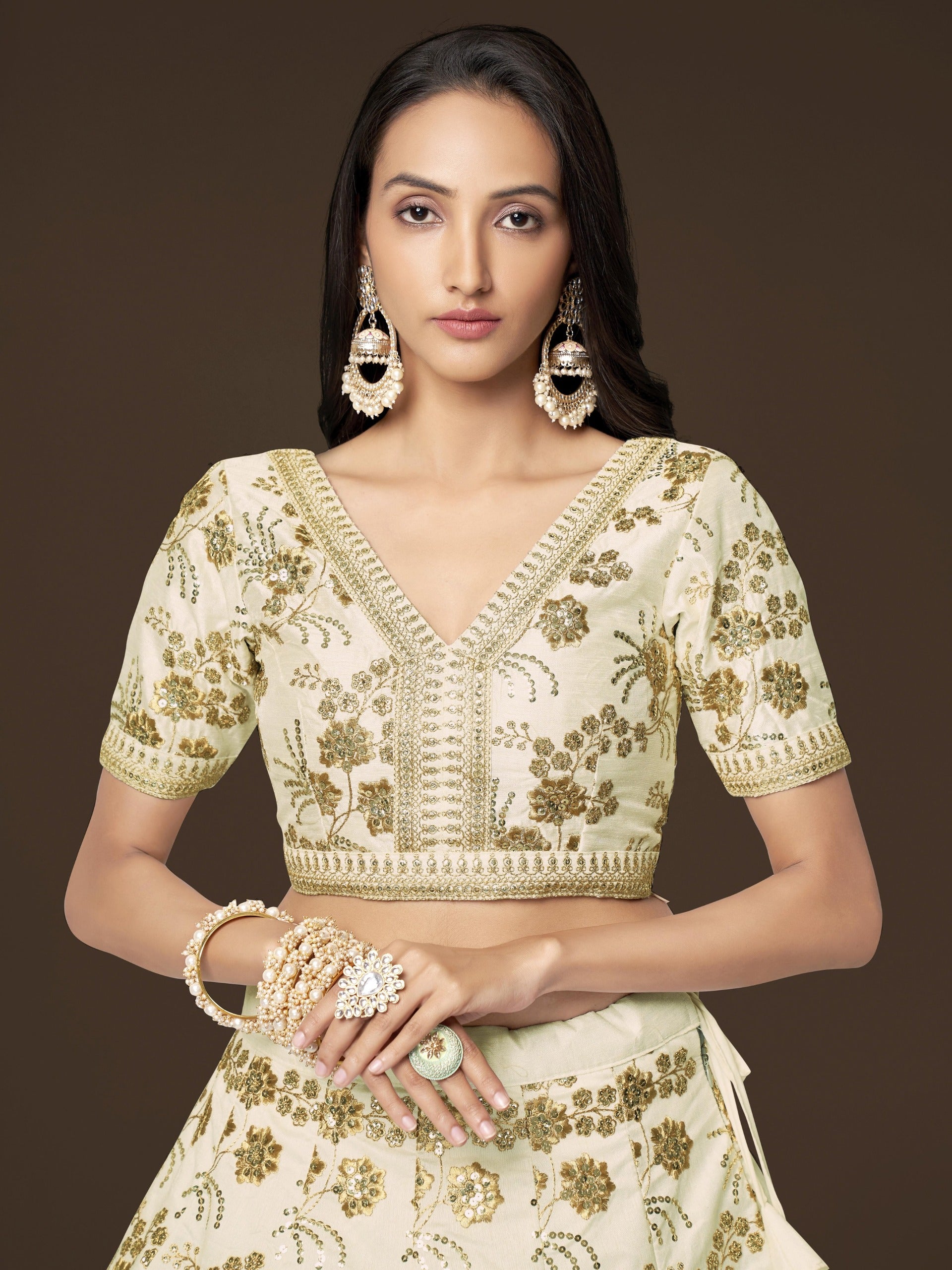 IVORY WHITE LEHENGA