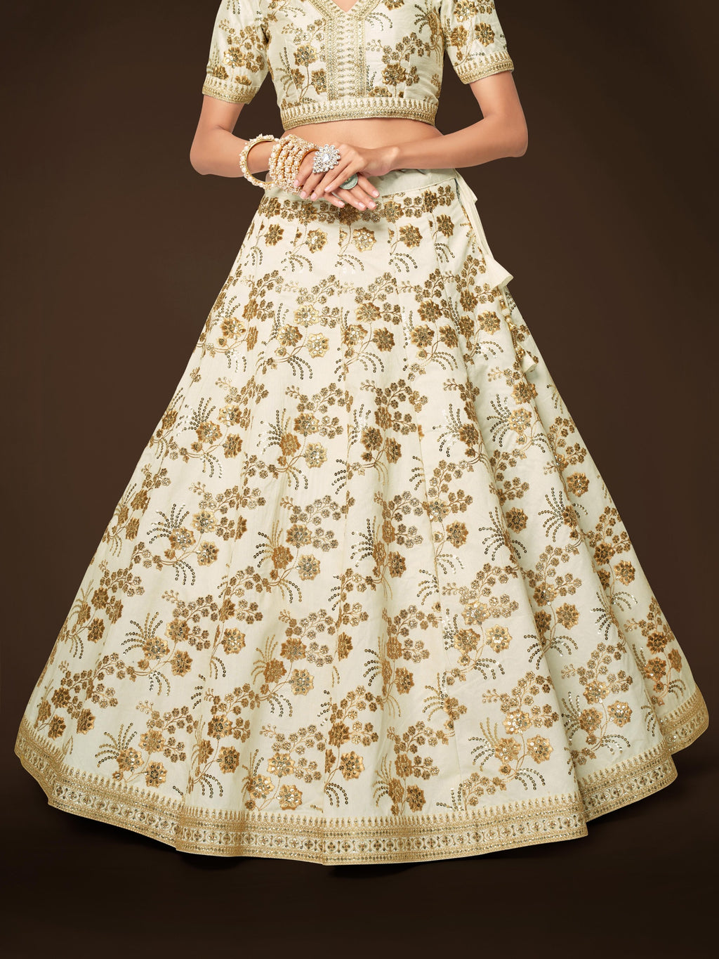 IVORY WHITE LEHENGA