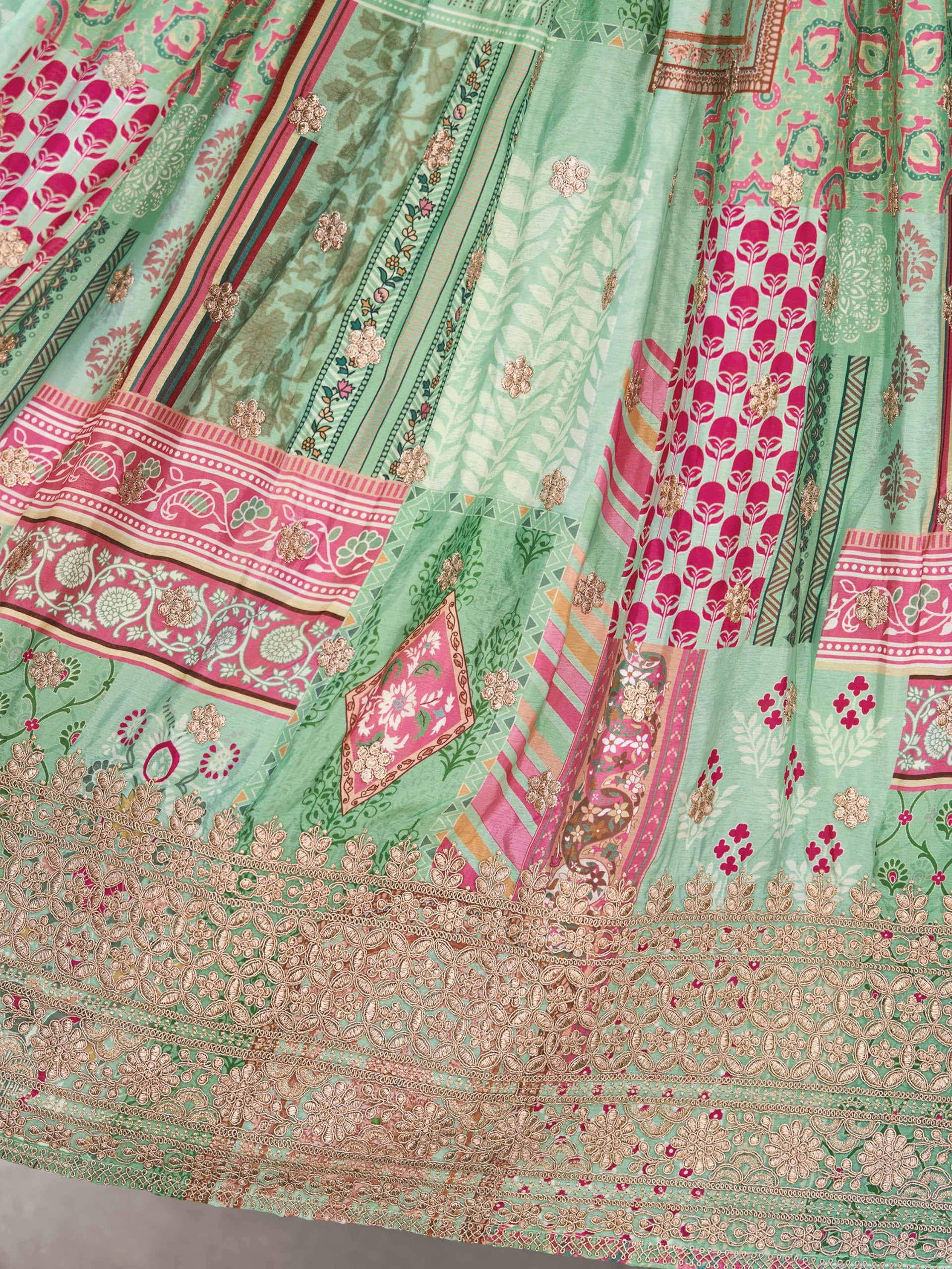 PASTEL GREEN EMBROIDERED LEHENGA CHOLI