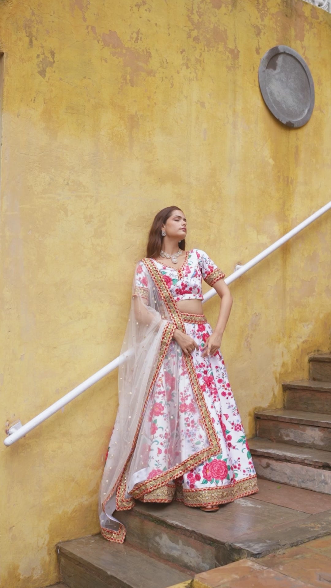 WHITE FLORAL LEHENGA CHOLI