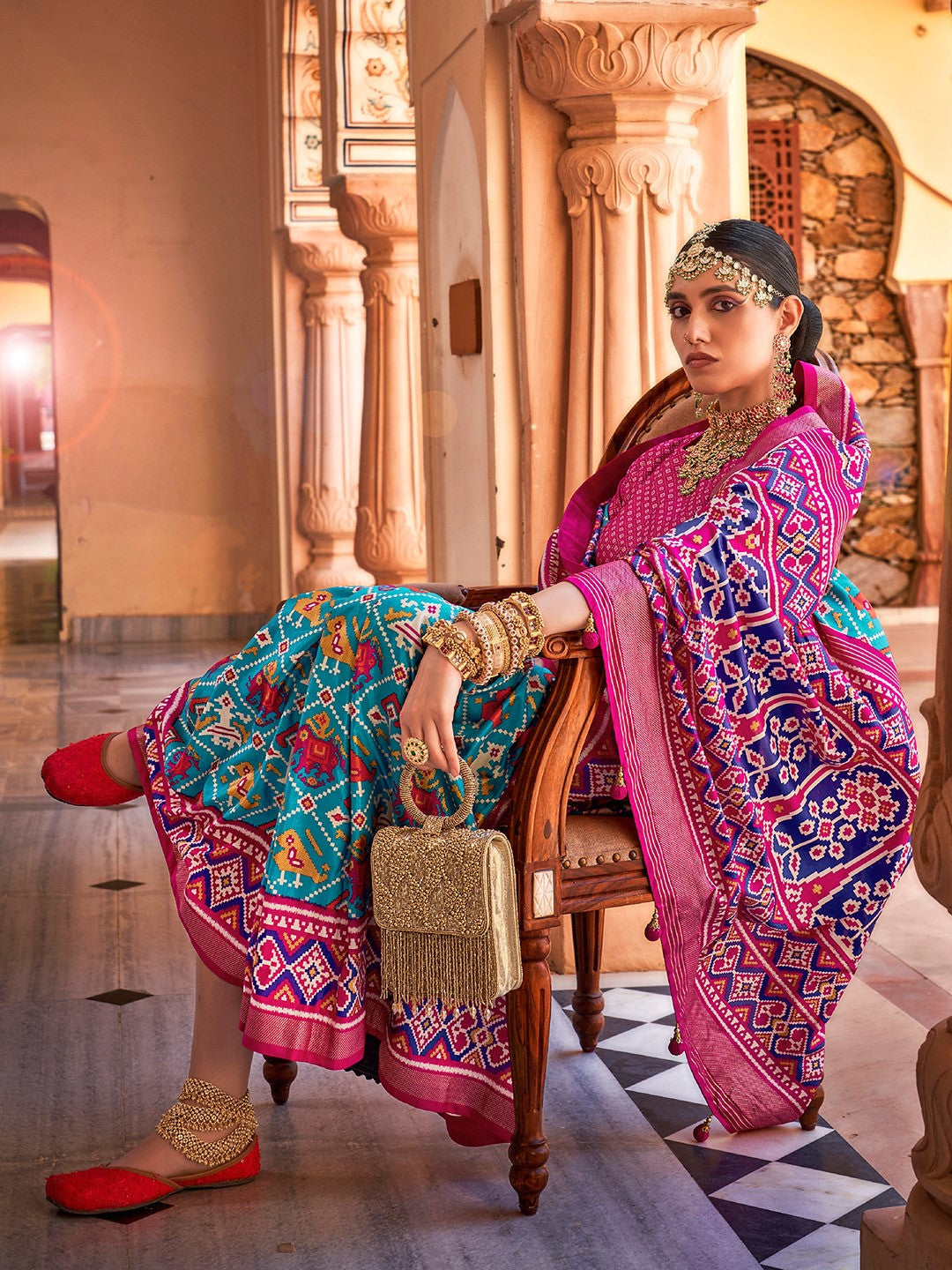 Sky Blue & Pink Woven Ikat patola Saree